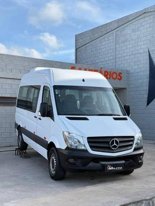 MERCEDES-BENZ SPRINTER 2.2 CDI DIESEL FURGÃO 415 TA LONGO MANUAL MERCEDES-BENZ SPRINTER 2.2 CDI DIESEL FURGÃO 415 TA LONGO MANUAL